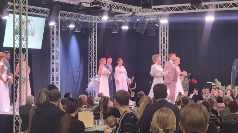 Jawort_Messestand der Hexenburg als Hochzeitslocation auf der Hochzeitsmesse20