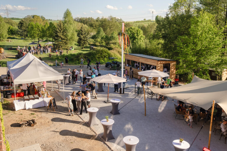 Überblick der Stände beim My Fire Frühlungsfest auf der Hexenburg bei Dresden