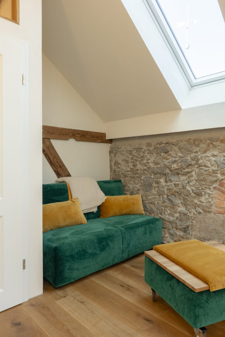 (D) Hexenburg bei Dresden (New Architekten Galeriewohnung)