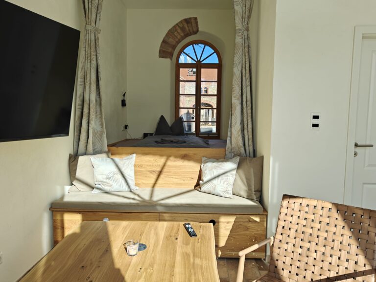 WhatsApp Image 2026-04-08 at 17.32.34