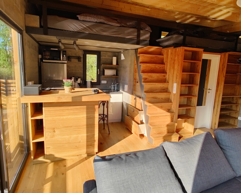 a1b47cc7-1a47-415a-8c62-412d322fb94f