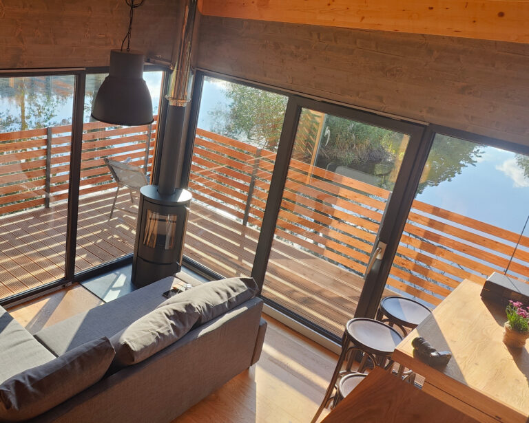 b096d115-6863-4ab8-8738-2feabd0e7d48